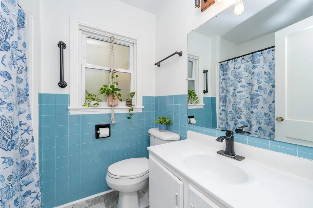 3426 Ash Street Kalamazoo City MI 49001