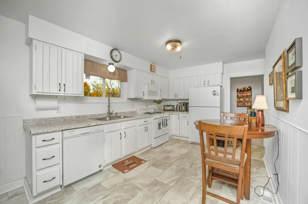 3426 Ash Street Kalamazoo City MI 49001