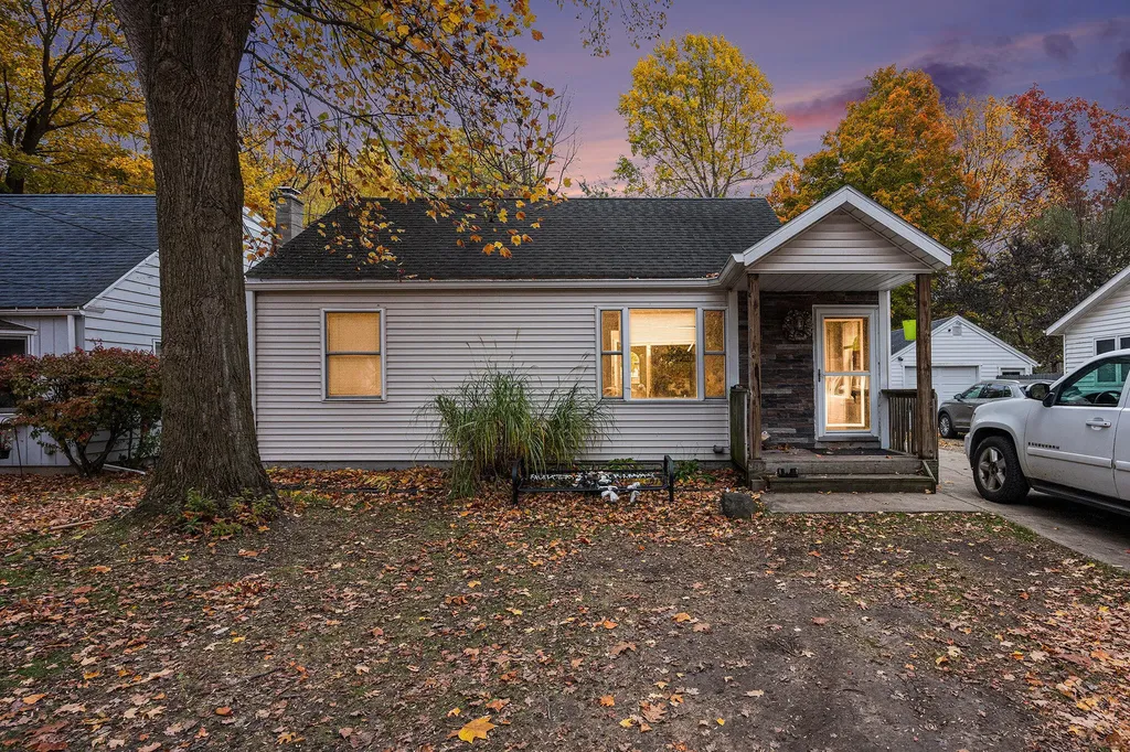 5418 Keyes Drive Cooper Charter Township MI 49004
