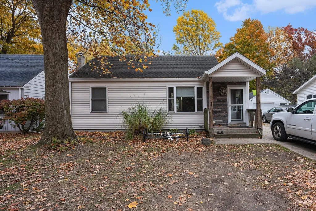 5418 Keyes Drive Cooper Charter Township MI 49004