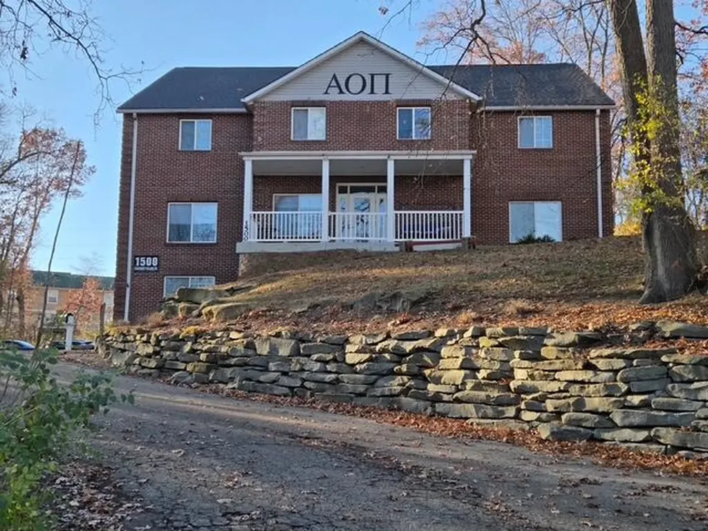 1500 Fraternity Village Drive Kalamazoo City MI 49006
