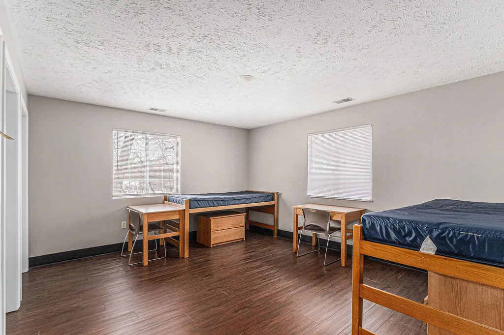 1500 Fraternity Village Drive Kalamazoo City MI 49006
