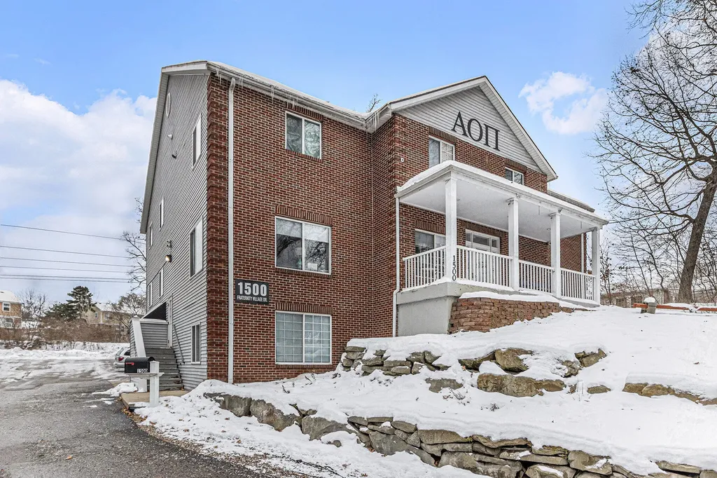 1500 Fraternity Village Drive Kalamazoo City MI 49006