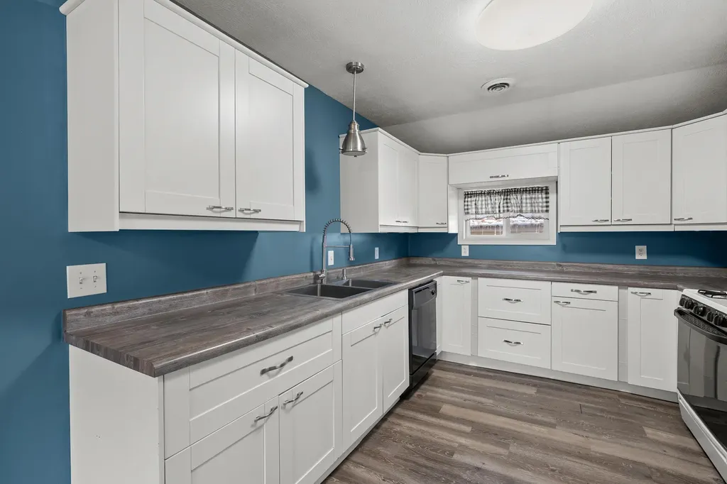 5037 2nd Street Hope Township MI 49046