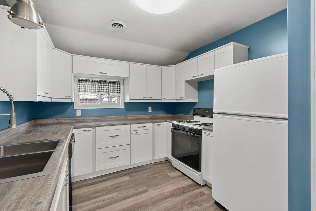 5037 2nd Street Hope Township MI 49046