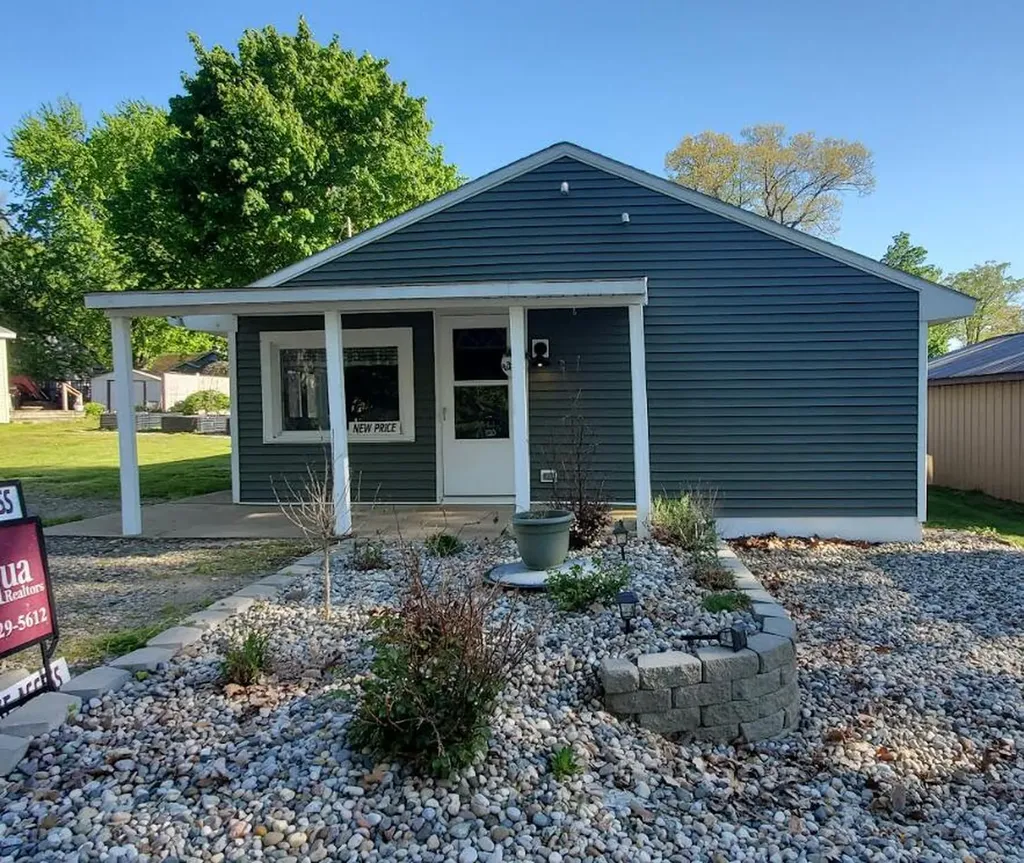 5037 2nd Street Hope Township MI 49046