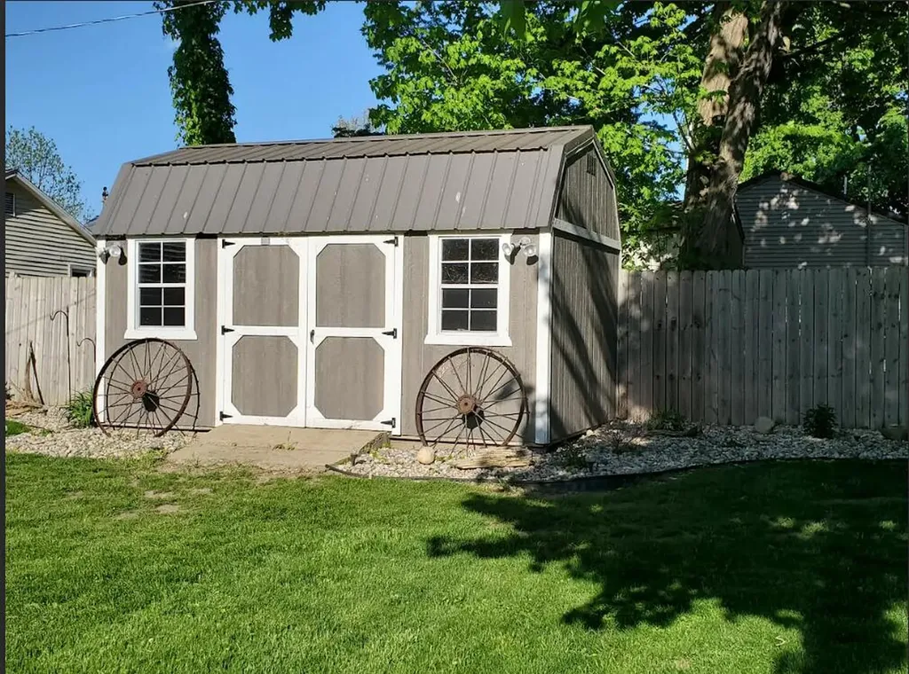 5037 2nd Street Hope Township MI 49046