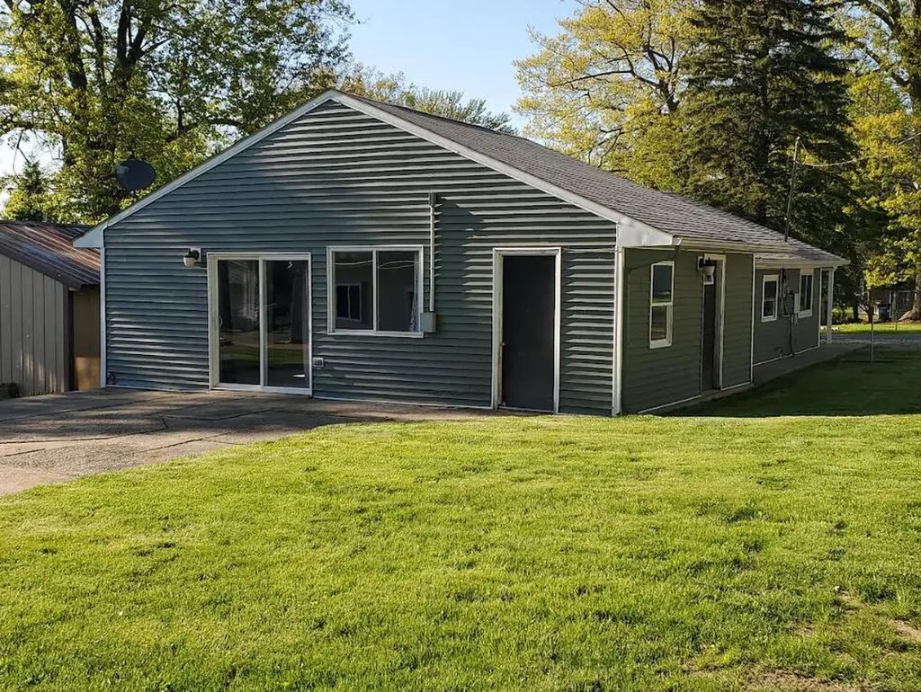 5037 2nd Street Hope Township MI 49046