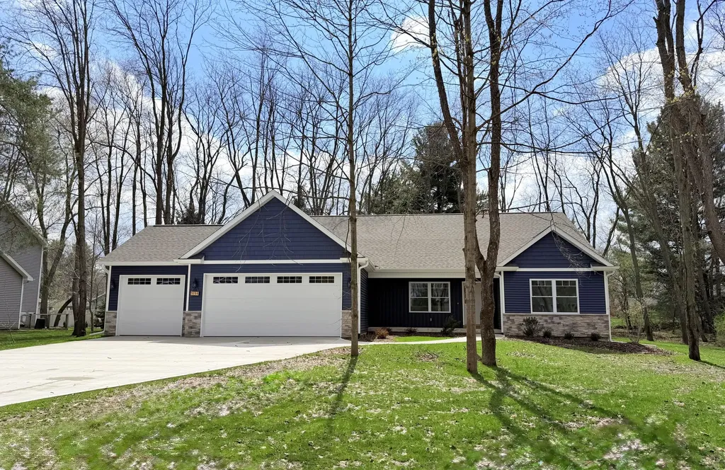 9194 Kellie Lane Richland Village MI 49083