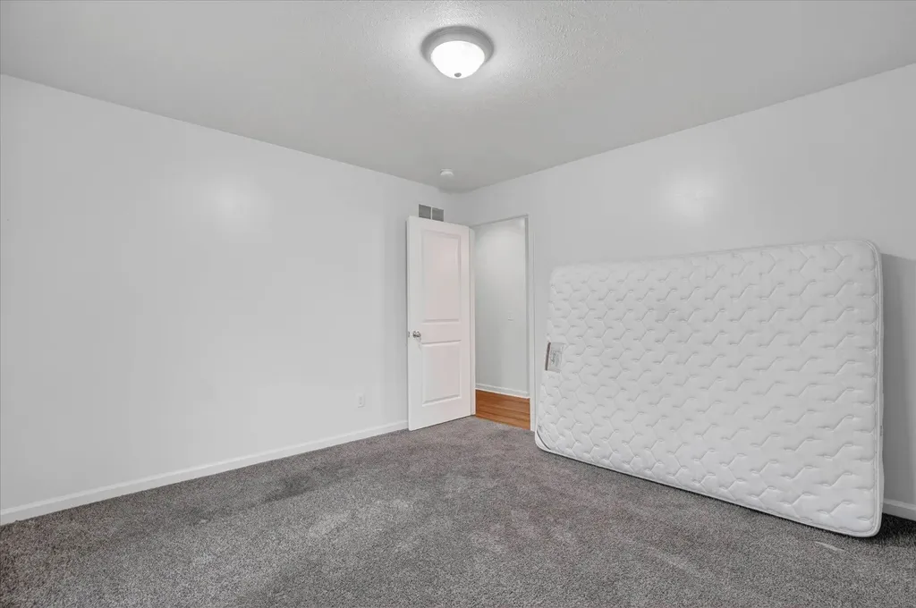 1203 Euclid Avenue Kalamazoo City MI 49006