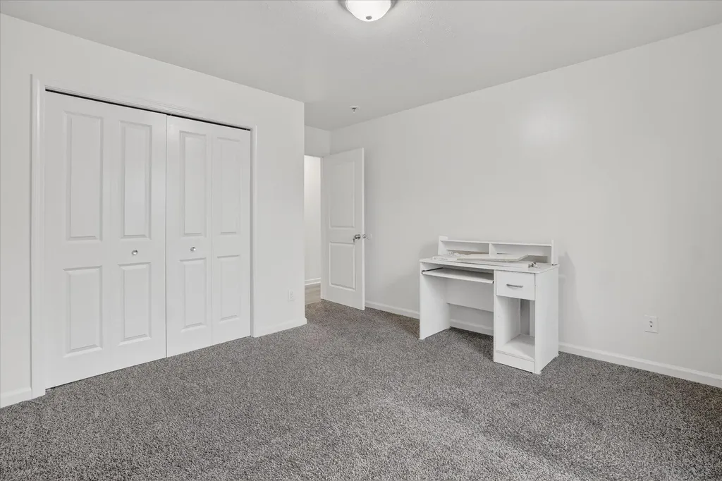 1203 Euclid Avenue Kalamazoo City MI 49006