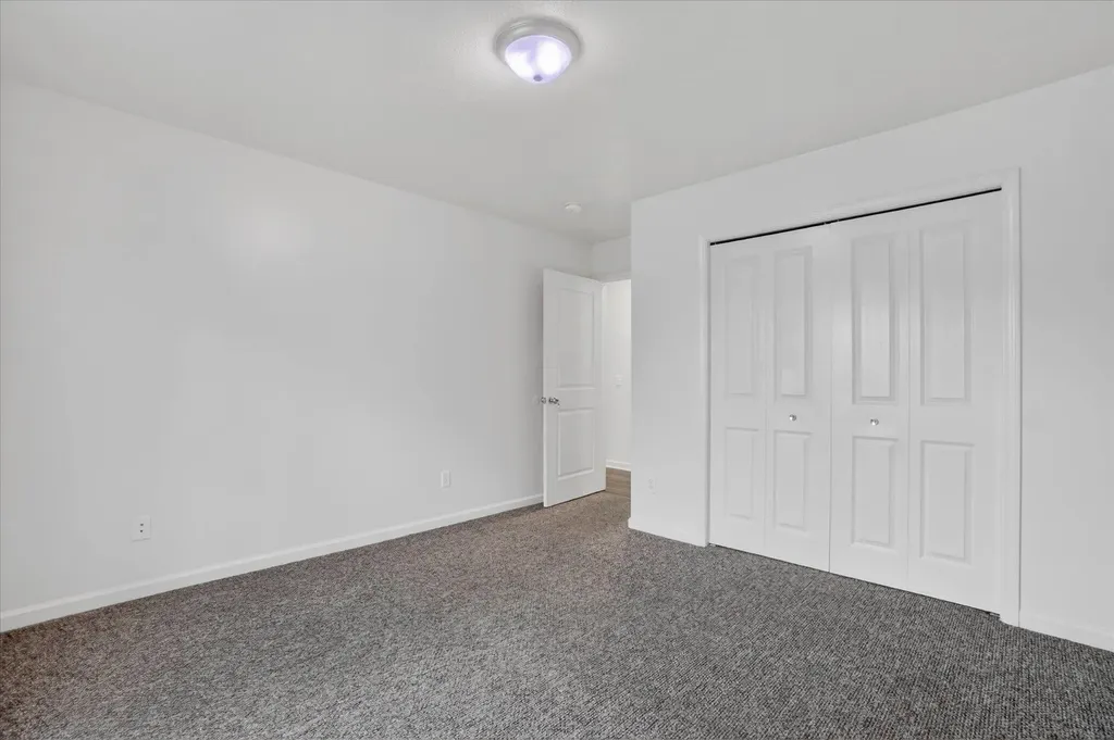 1203 Euclid Avenue Kalamazoo City MI 49006
