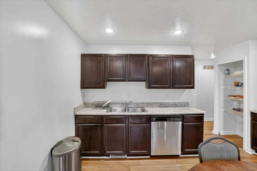 1203 Euclid Avenue Kalamazoo City MI 49006