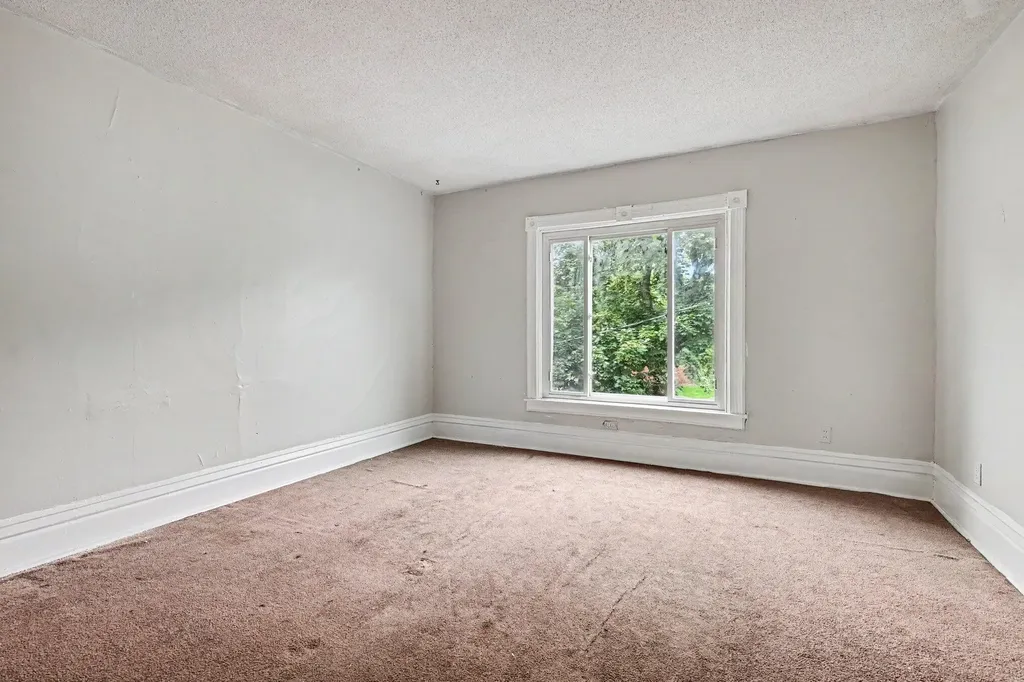 1110 Hotop Avenue Kalamazoo City MI 49048