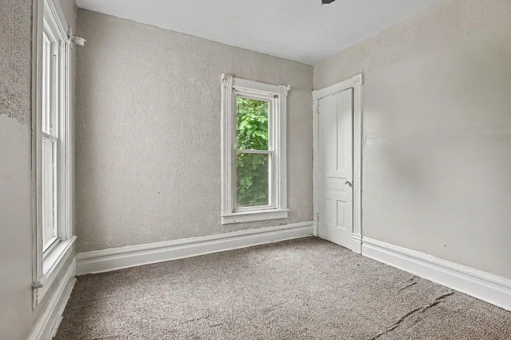 1110 Hotop Avenue Kalamazoo City MI 49048