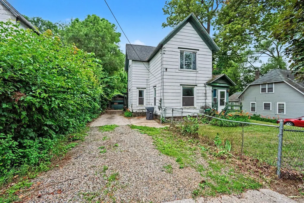 1110 Hotop Avenue Kalamazoo City MI 49048