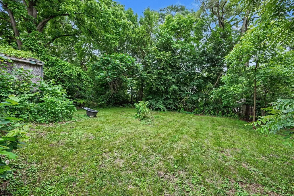 1110 Hotop Avenue Kalamazoo City MI 49048