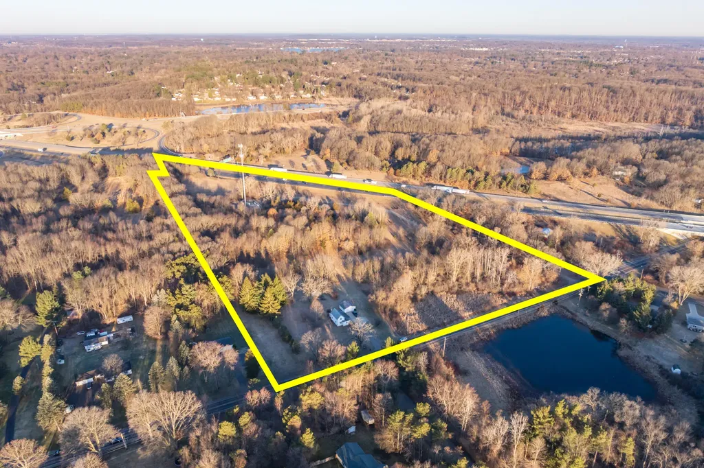 13661 6 1/2 Mile Road Emmett Charter Township MI 49014