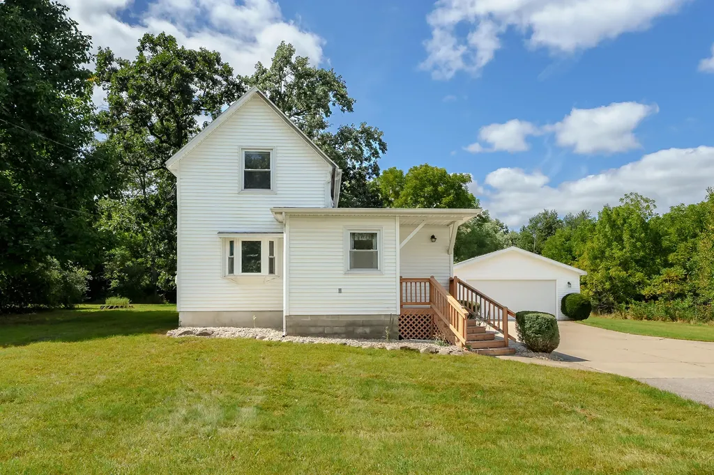 13661 6 1/2 Mile Road Emmett Charter Township MI 49014
