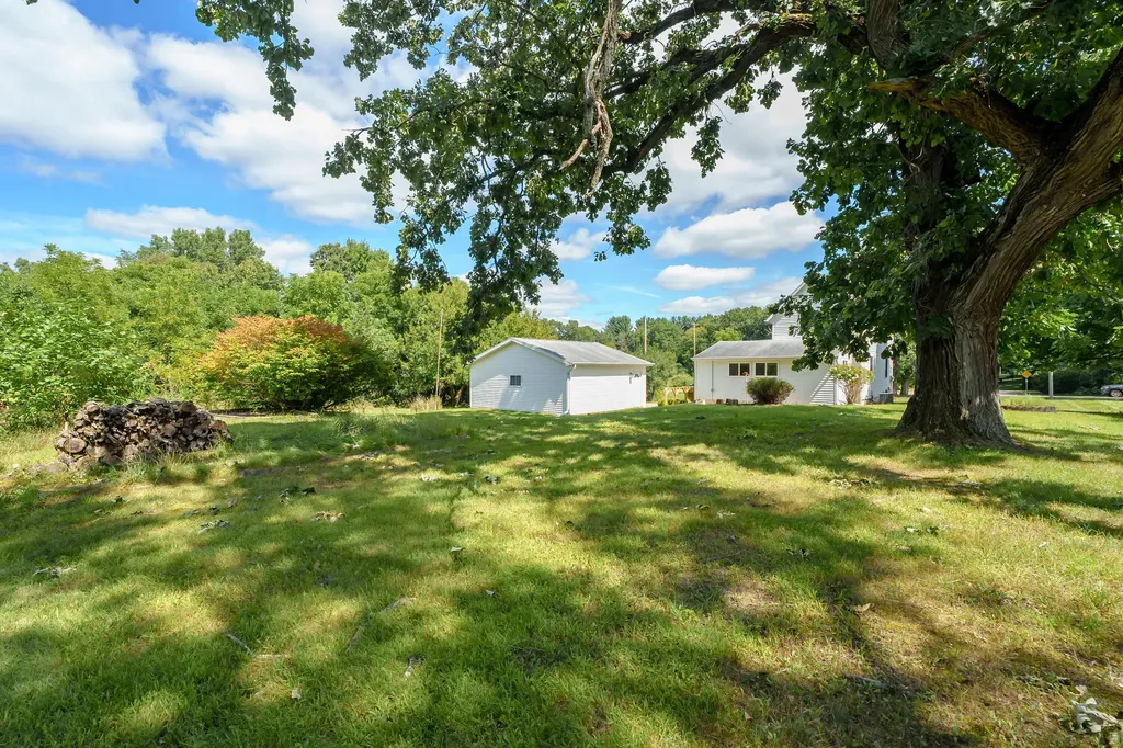 13661 6 1/2 Mile Road Emmett Charter Township MI 49014