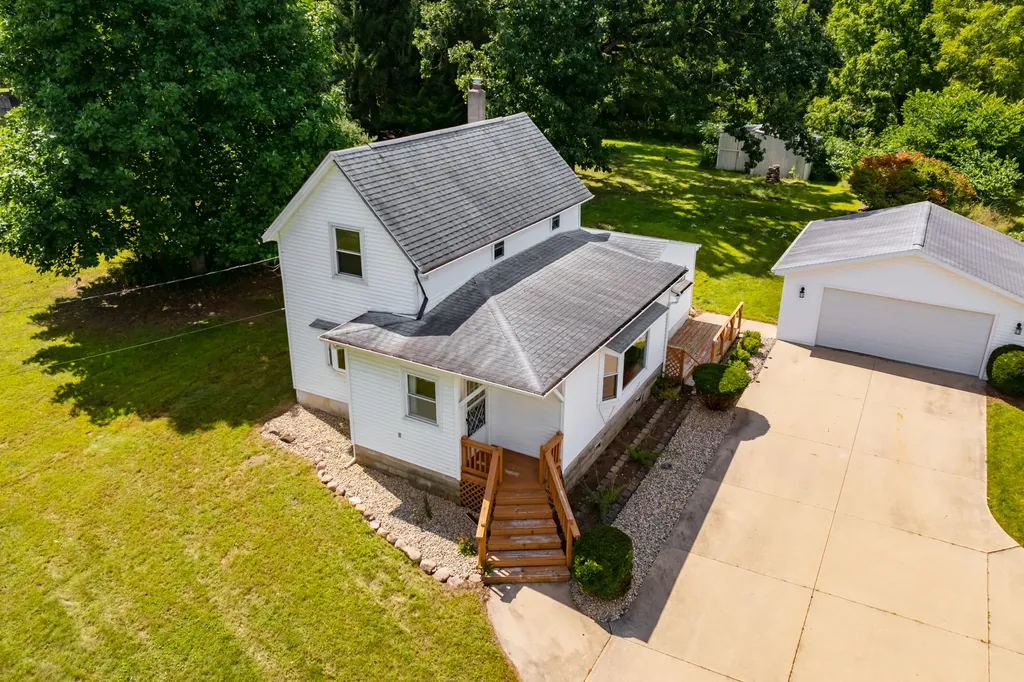 13661 6 1/2 Mile Road Emmett Charter Township MI 49014