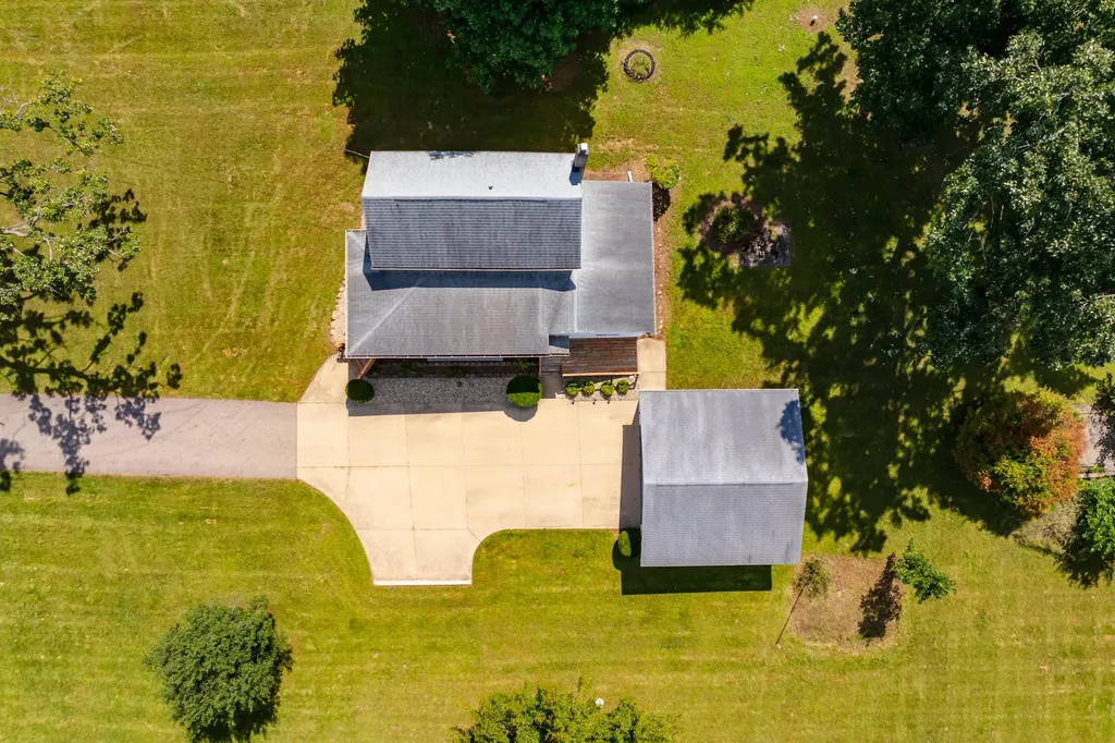 13661 6 1/2 Mile Road Emmett Charter Township MI 49014