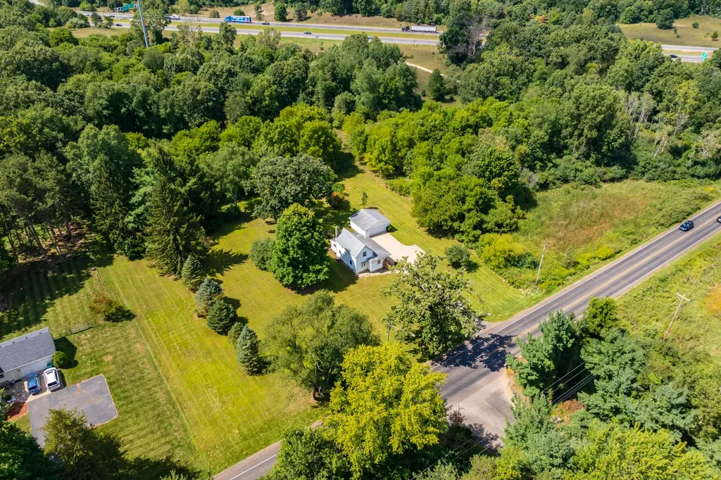 13661 6 1/2 Mile Road Emmett Charter Township MI 49014