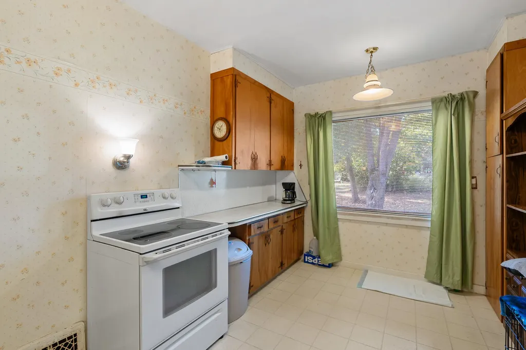 736 S Grove Street Barry Township MI 49046