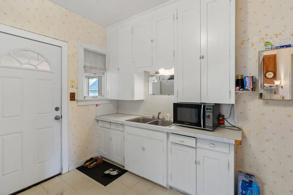 736 S Grove Street Barry Township MI 49046