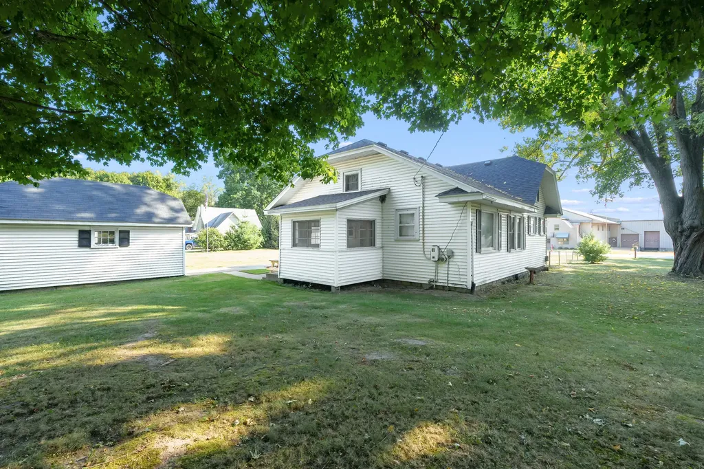 736 S Grove Street Barry Township MI 49046