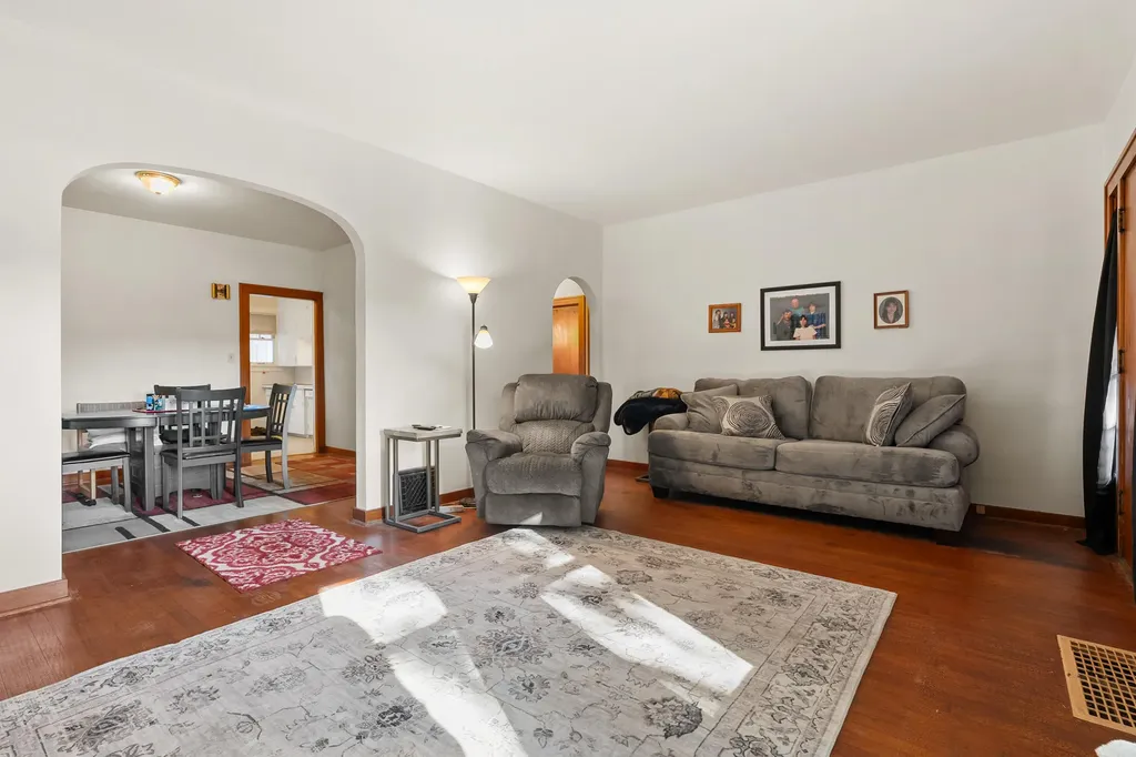 736 S Grove Street Barry Township MI 49046
