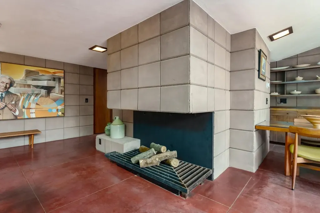 11090 Hawthorne Drive Charleston Township MI 49053