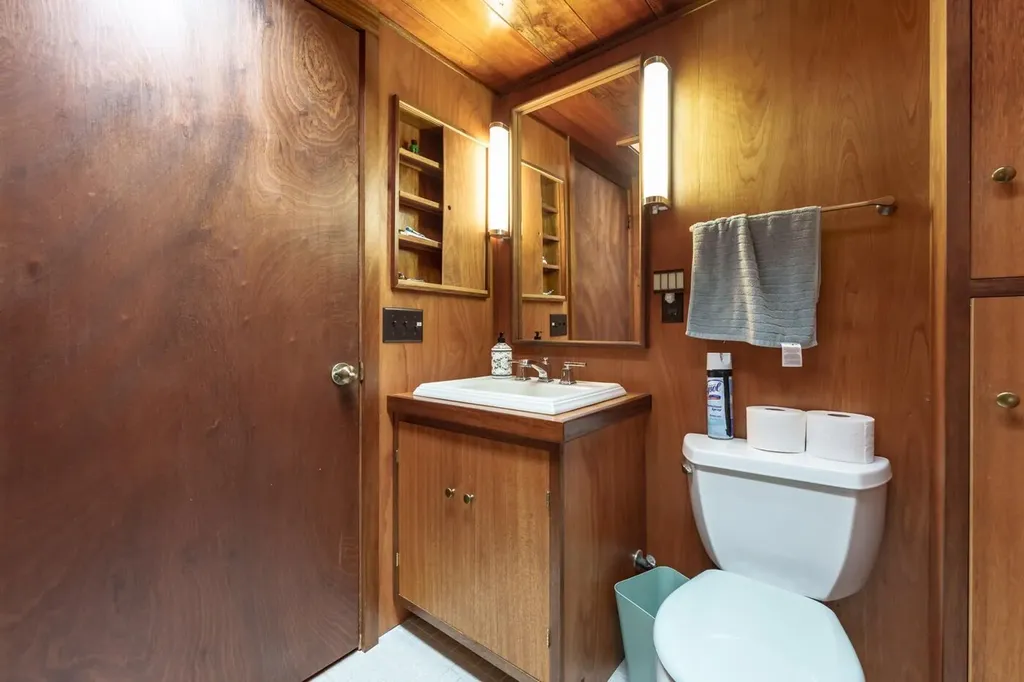 11090 Hawthorne Drive Charleston Township MI 49053