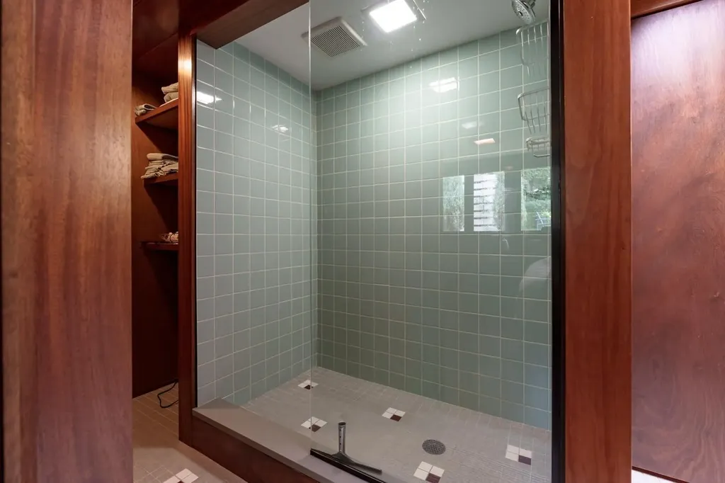 11090 Hawthorne Drive Charleston Township MI 49053