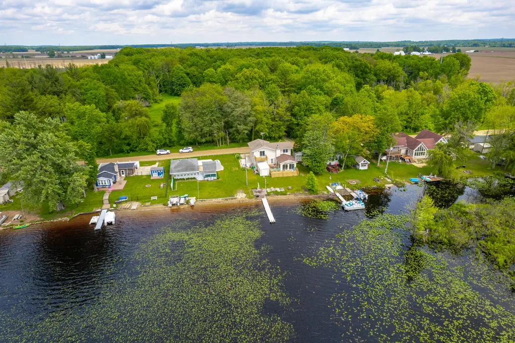 51156 Maple Road Marcellus Township MI 49067