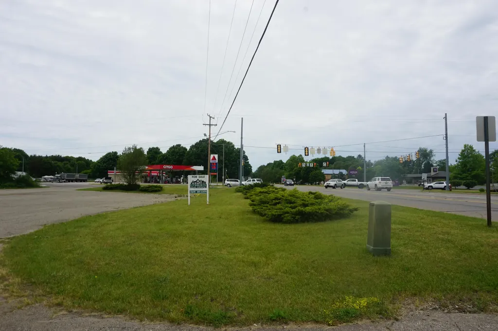 23913 Red Arrow Highway Antwerp Township MI 49071