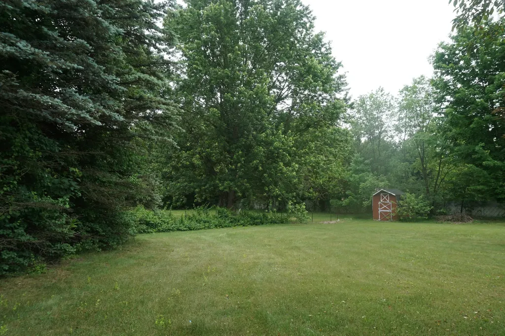 23913 Red Arrow Highway Antwerp Township MI 49071
