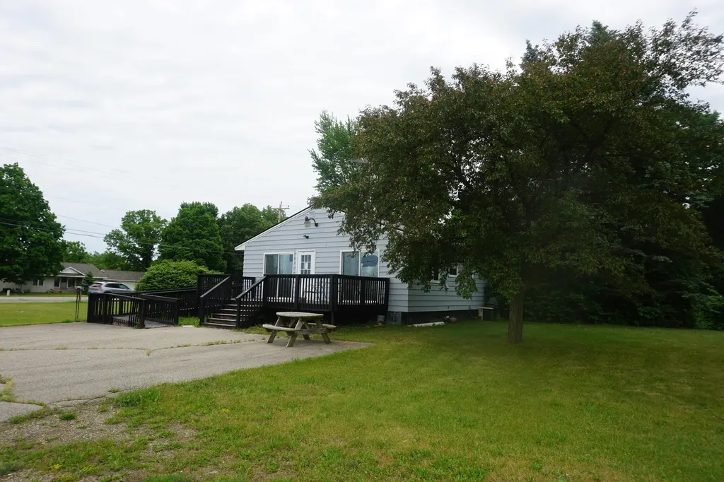 23913 Red Arrow Highway Antwerp Township MI 49071