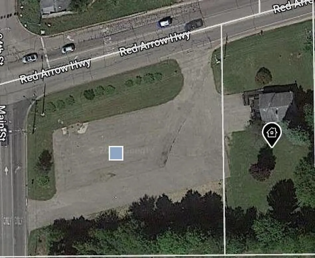 23913 Red Arrow Highway Antwerp Township MI 49071