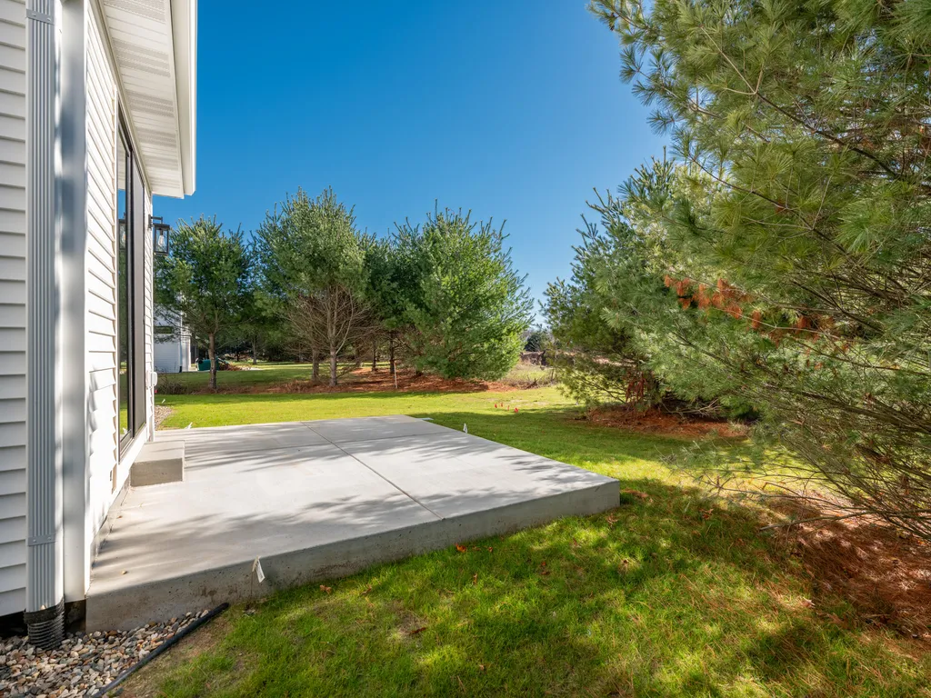 2685 Ashford Trail Portage City MI 49024