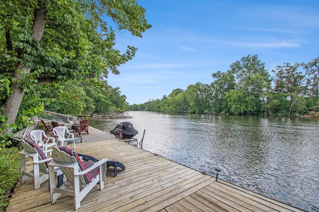 14931 Bachelor Island Buchanan Township MI 49107