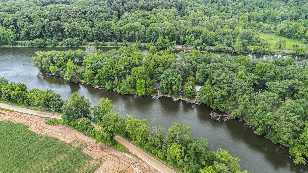 14931 Bachelor Island Buchanan Township MI 49107