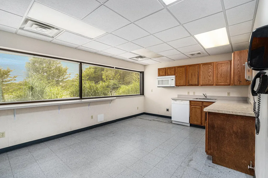 1725 S Park Street Kalamazoo City MI 49001