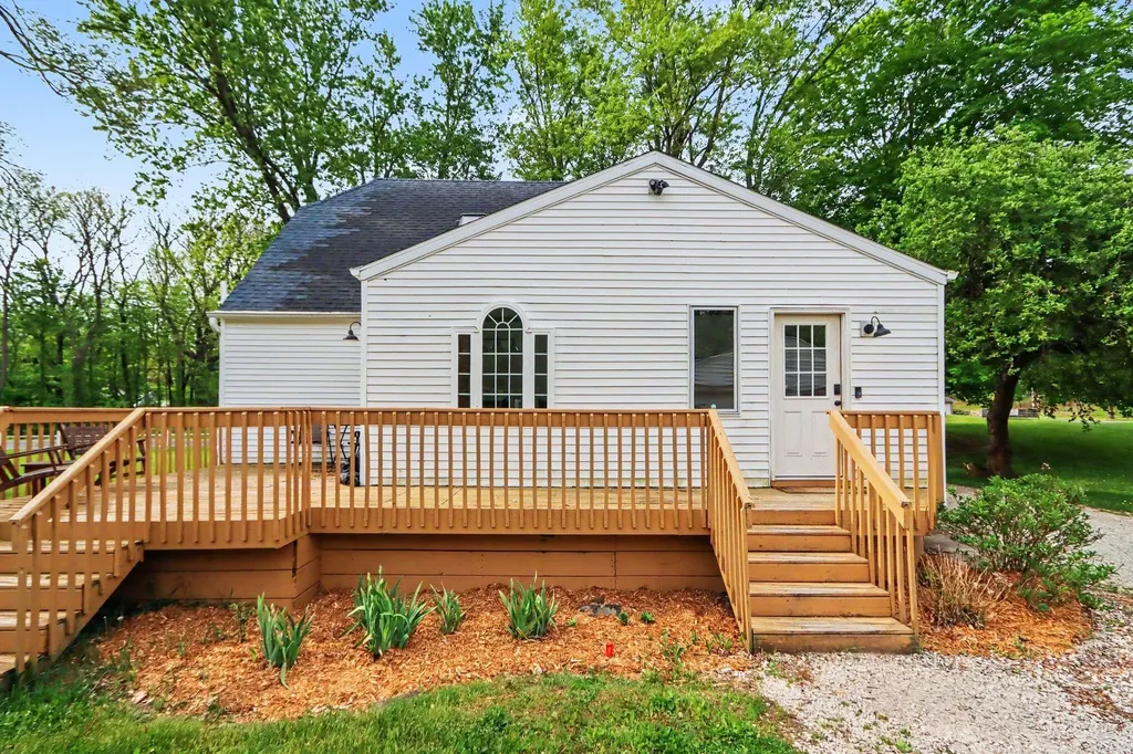 8656 Stadium Drive Oshtemo Charter Township MI 49009