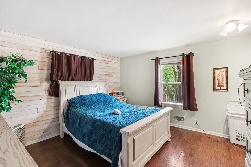 4512 Croyden Avenue Kalamazoo City MI 49006