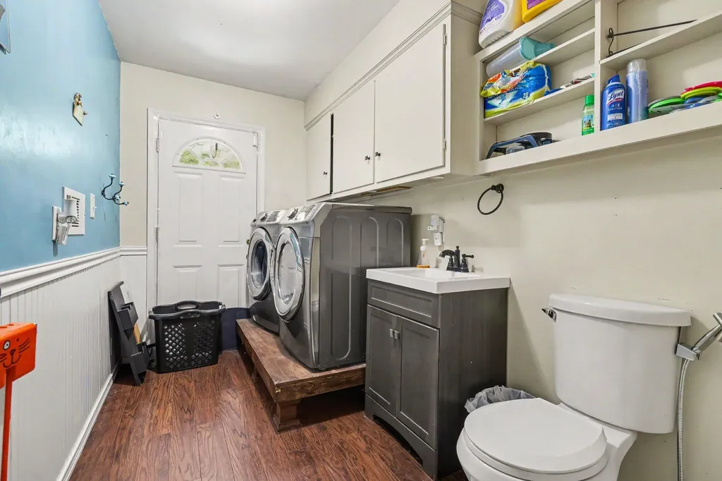 4512 Croyden Avenue Kalamazoo City MI 49006