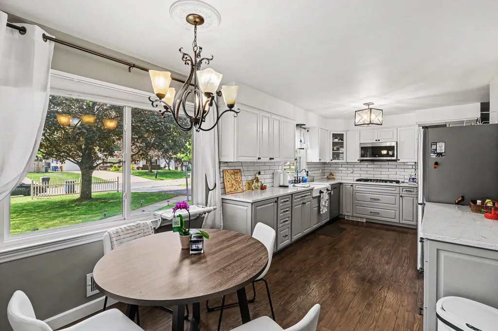 4512 Croyden Avenue Kalamazoo City MI 49006