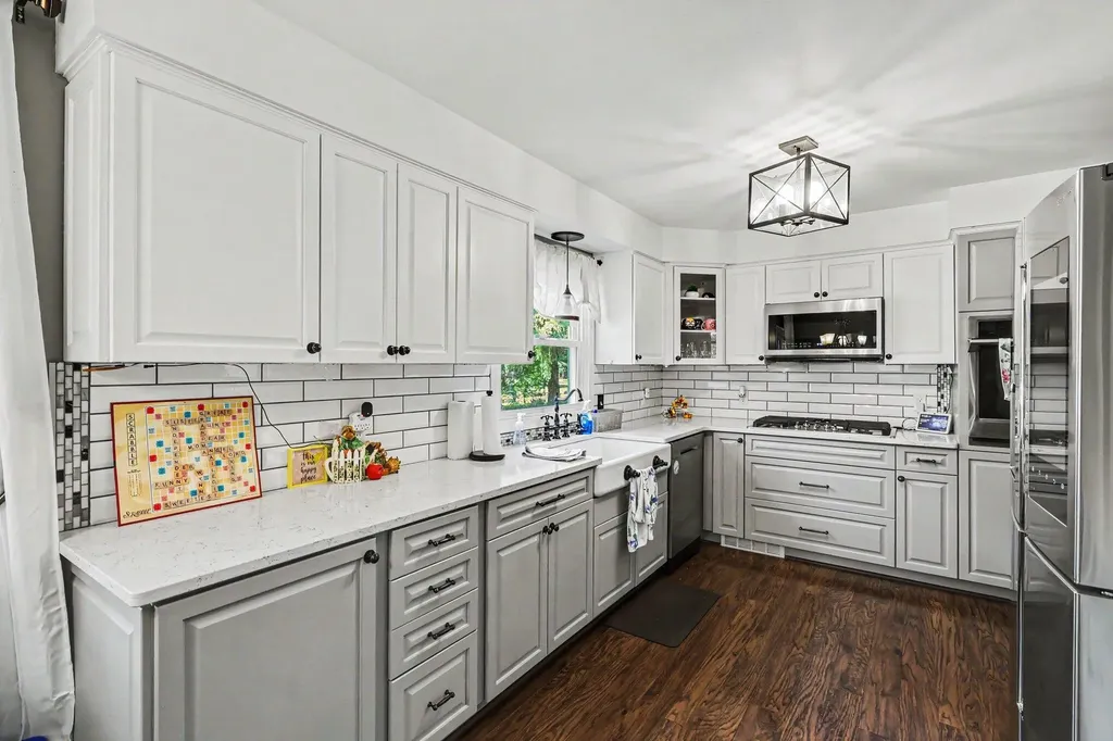 4512 Croyden Avenue Kalamazoo City MI 49006