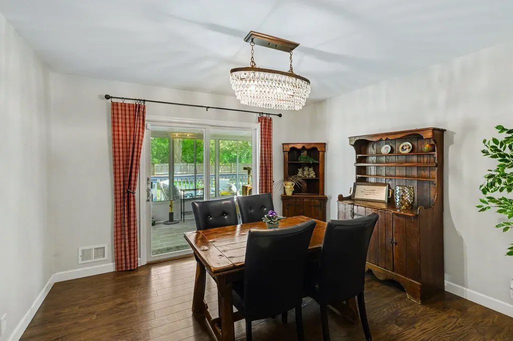 4512 Croyden Avenue Kalamazoo City MI 49006