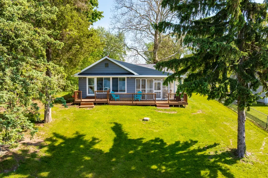 12579 Crystal Lake Drive Somerset Township MI 49233